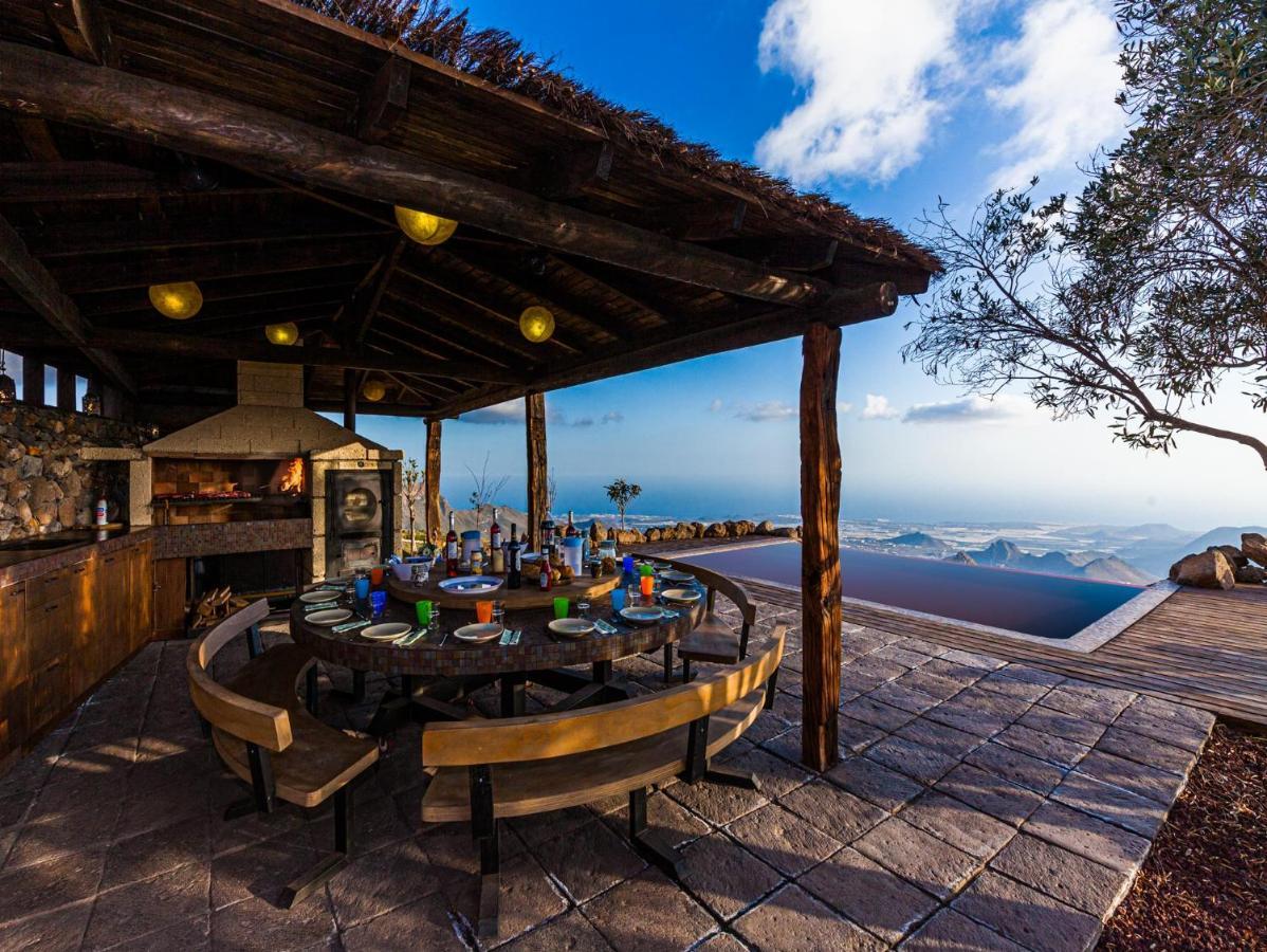 Historic Canarian House, Private Heated Infinity Pool, Bbq, Wifi + Panoramic Ocean Views Arona  Luaran gambar